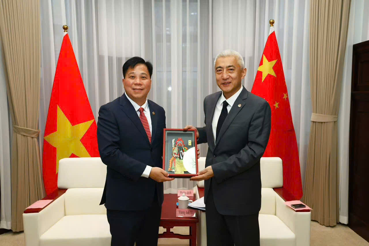 Đoàn công tác Công an thành phố Hải Phòng thăm và làm việc với Công an thành phố Thiên Tân, Trung Quốc